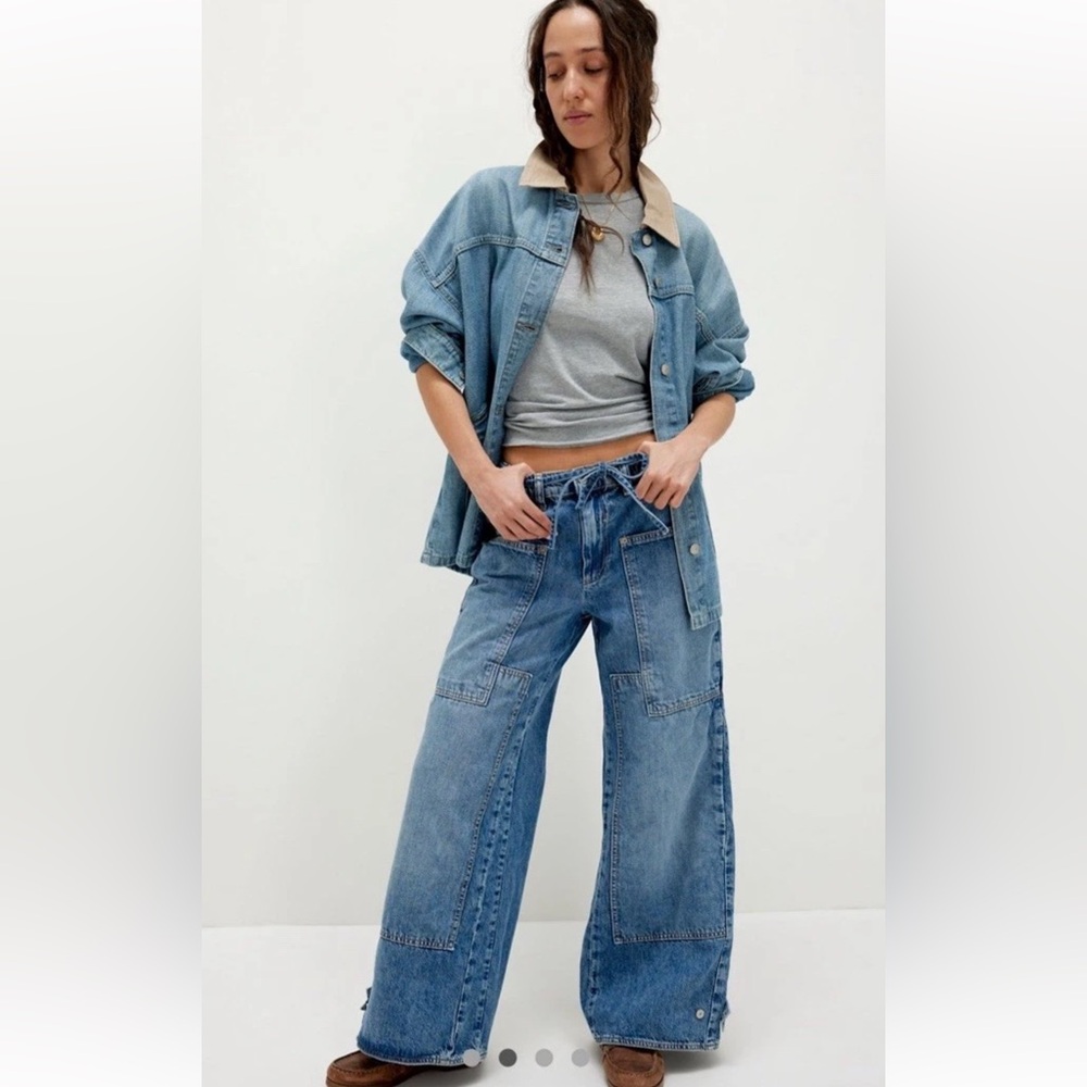 Free People CRVY Outlaw Wide-Leg Jeans large Host Pick x 2 🥳🥳